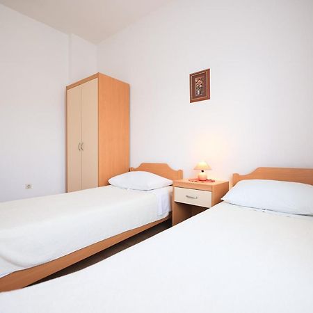Apartments Ana Petrčane Zewnętrze zdjęcie