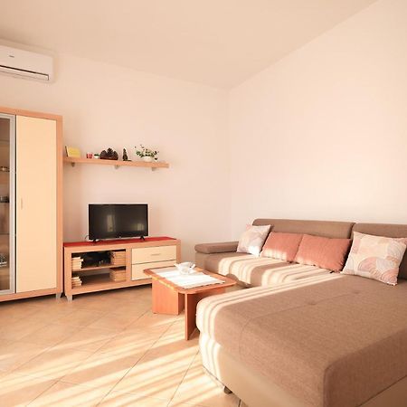 Apartments Ana Petrčane Zewnętrze zdjęcie