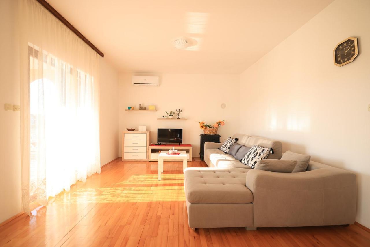 Apartments Ana Petrčane Zewnętrze zdjęcie