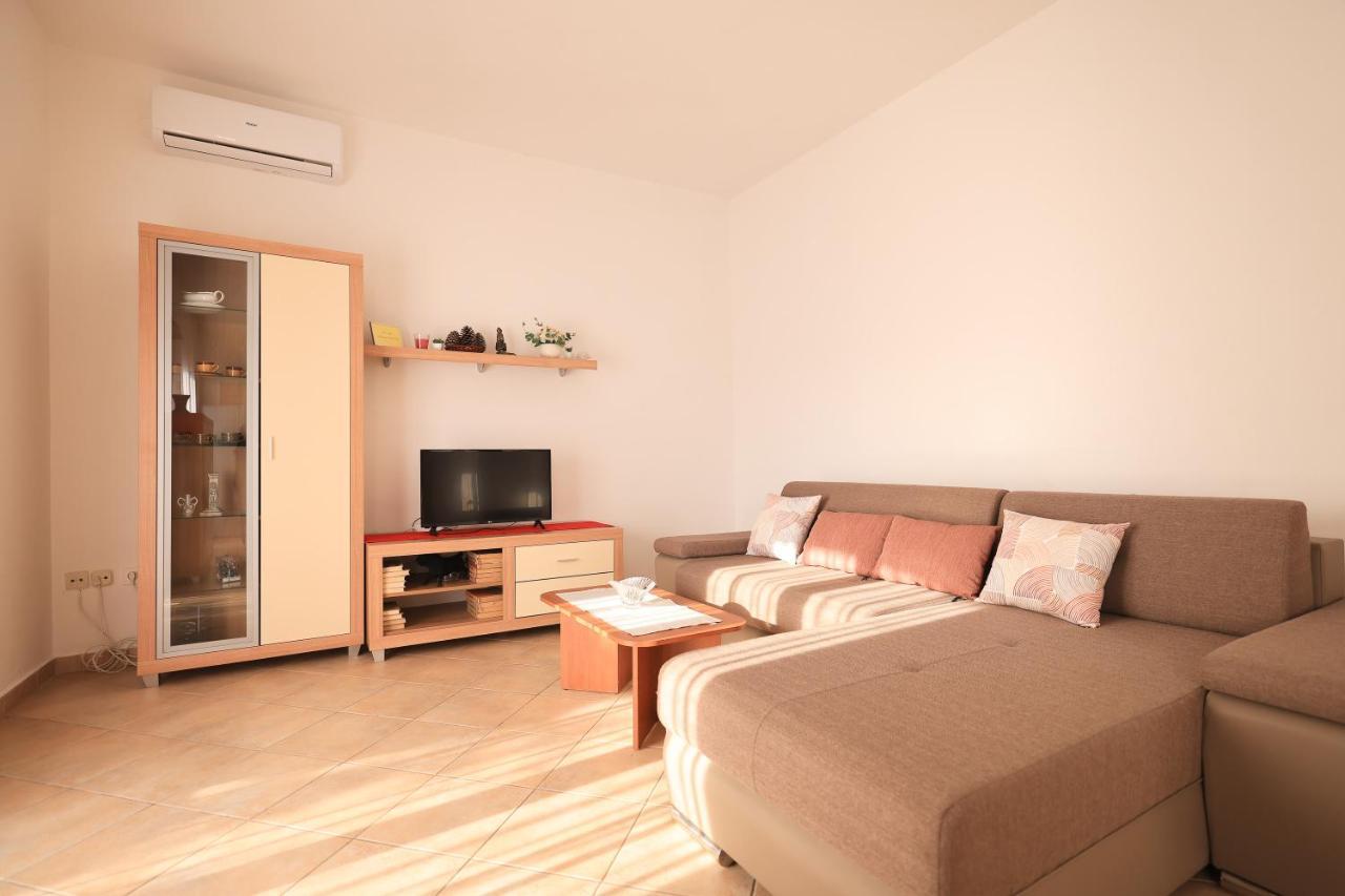 Apartments Ana Petrčane Zewnętrze zdjęcie