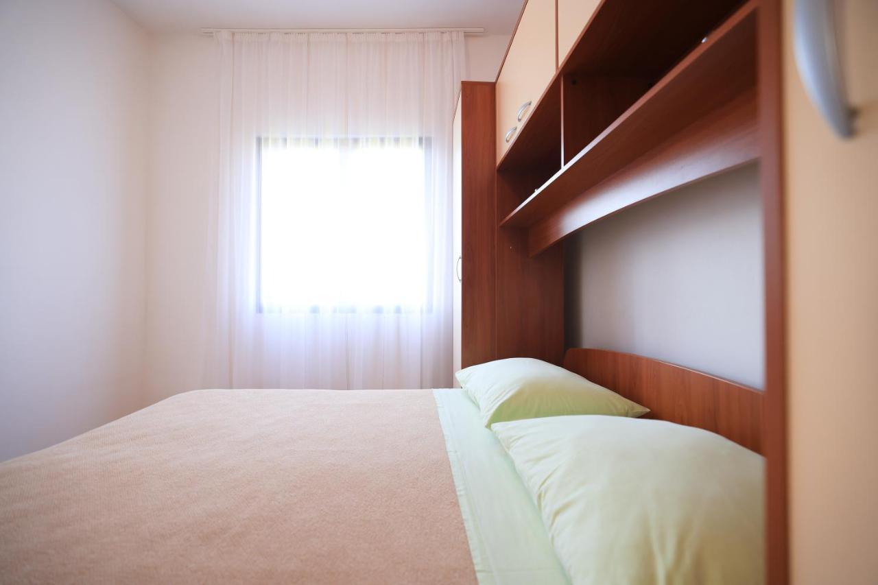 Apartments Ana Petrčane Zewnętrze zdjęcie