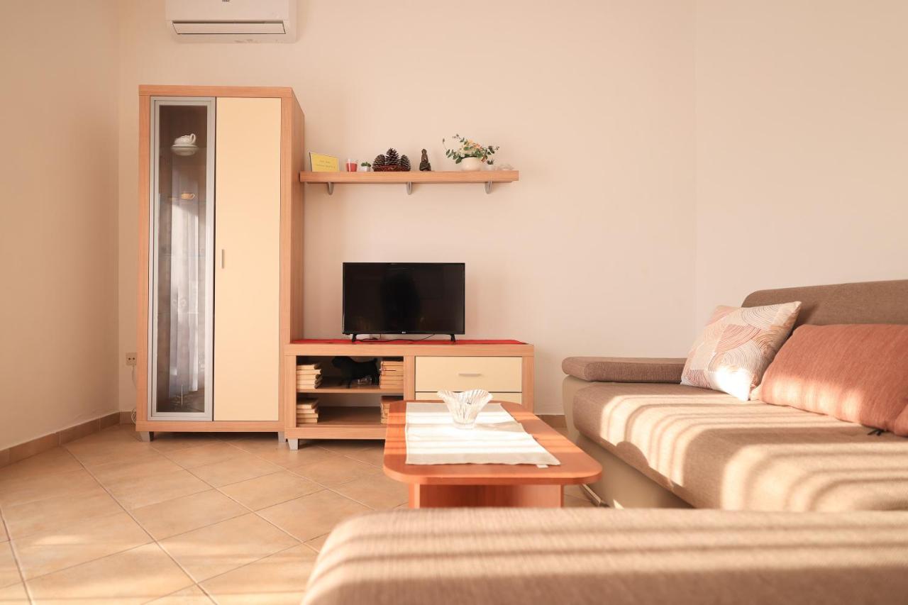 Apartments Ana Petrčane Zewnętrze zdjęcie