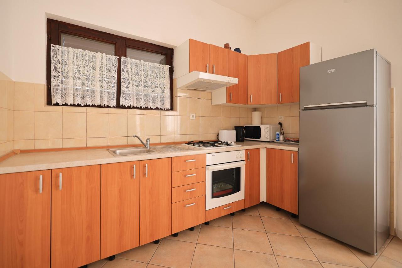 Apartments Ana Petrčane Zewnętrze zdjęcie