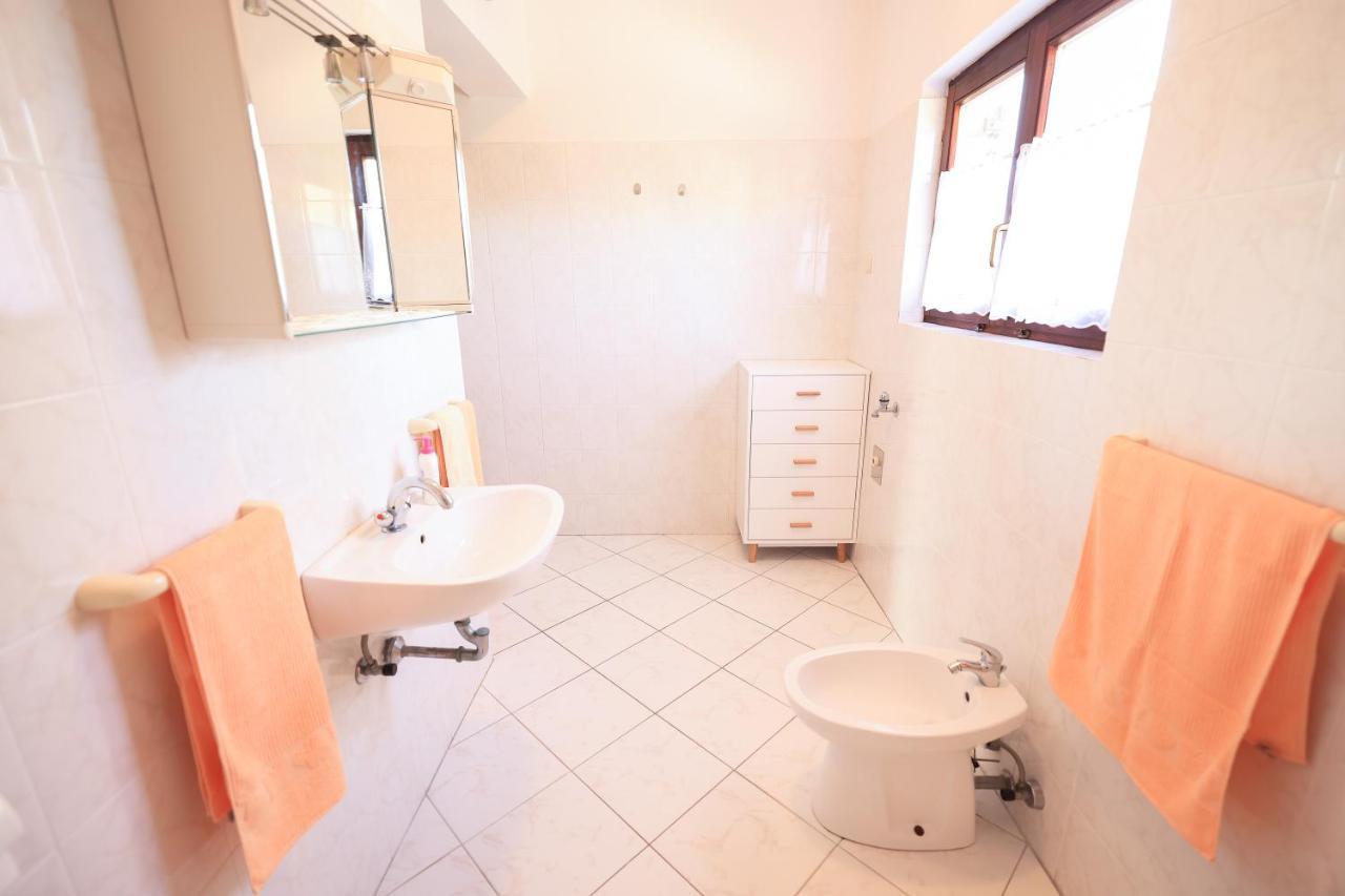 Apartments Ana Petrčane Zewnętrze zdjęcie