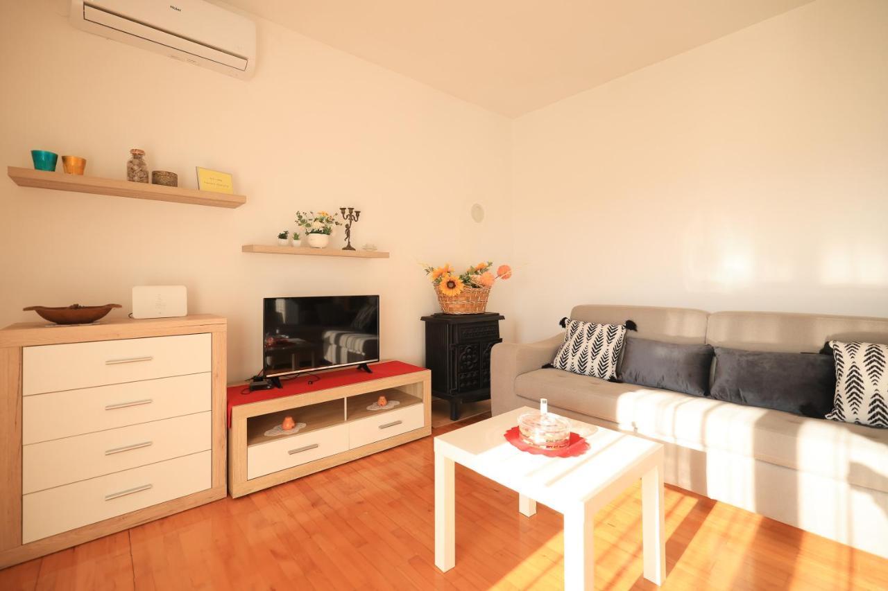 Apartments Ana Petrčane Zewnętrze zdjęcie